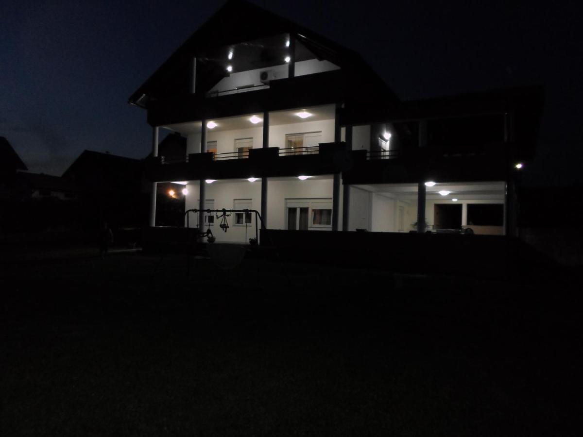 Apartment Gorska Vila Ogulin Exterior foto